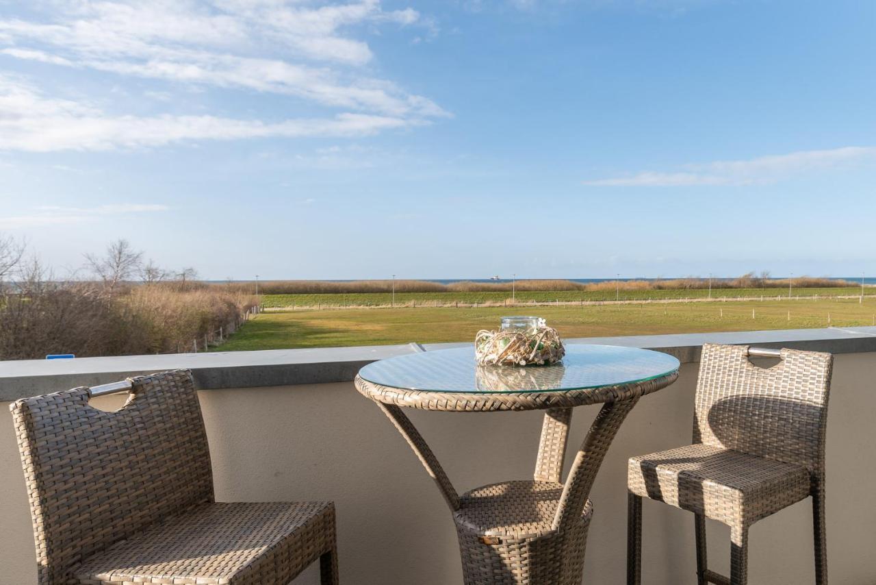 Residenz Am Meer Börgerende-Rethwisch Екстериор снимка